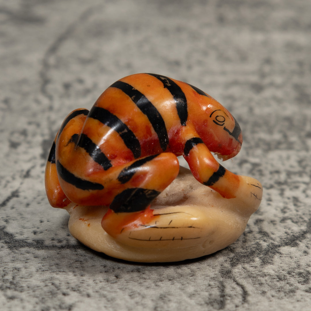 Vintage Black And Gold Frog Tagua Carving
