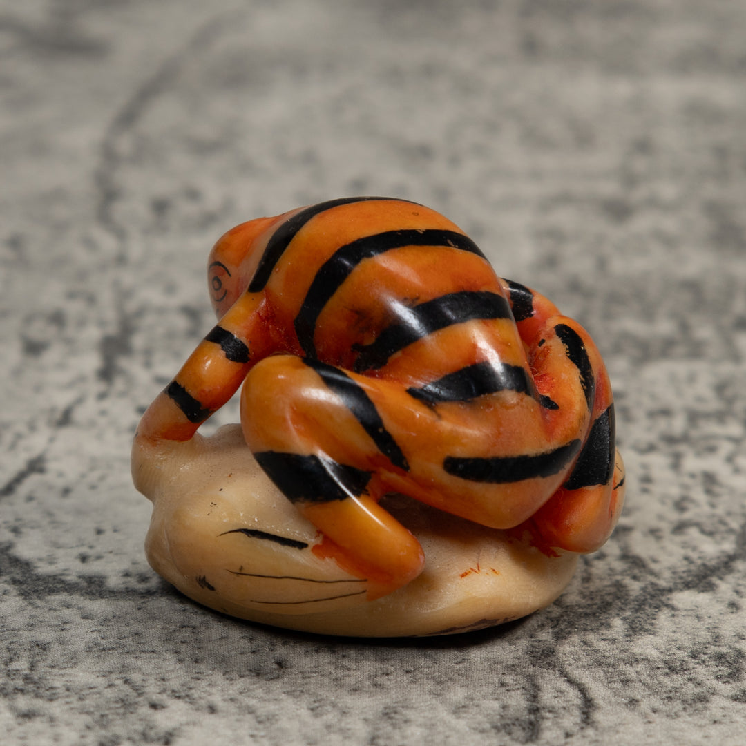 Vintage Black And Gold Frog Tagua Carving