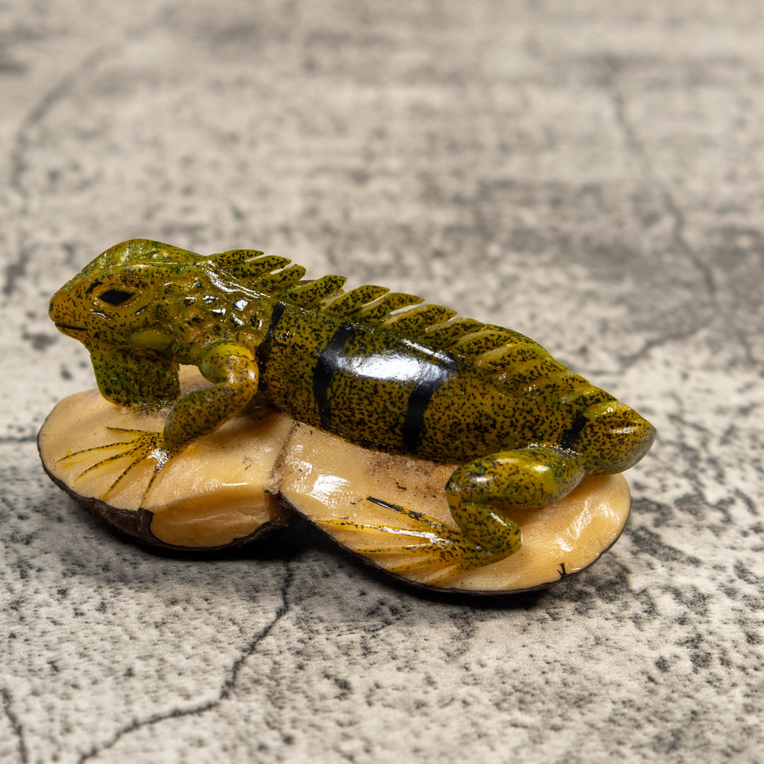 Double Nut Iguana Lizard Tagua Carving