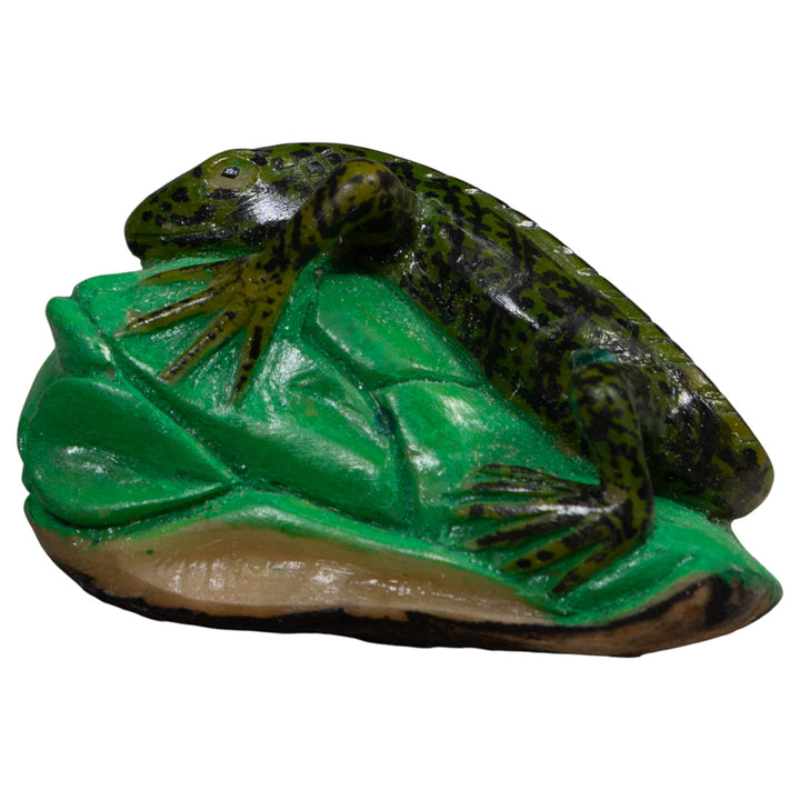 Vintage Green Gecko Lizard Tagua Carving