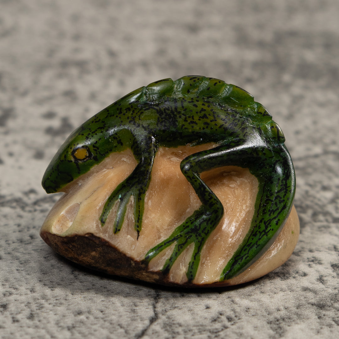Vintage Green Iguana Lizard Tagua Carving