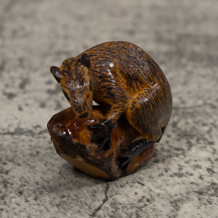 Neque Agouti Tagua Carving