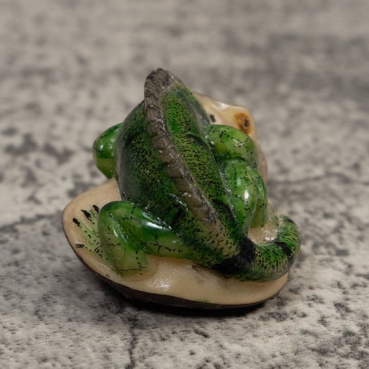 Vintage Green Iguana Lizard Tagua Carving