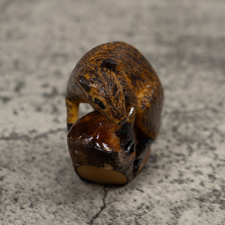 Neque Agouti Tagua Carving