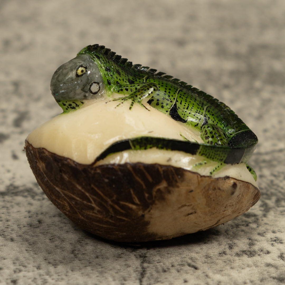 Iguana Lizard Tagua Carving