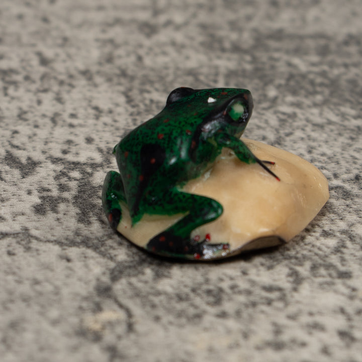 Vintage Green And Black Frog Tagua Carving