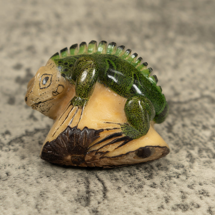 Green Iguana Lizard Tagua Carving
