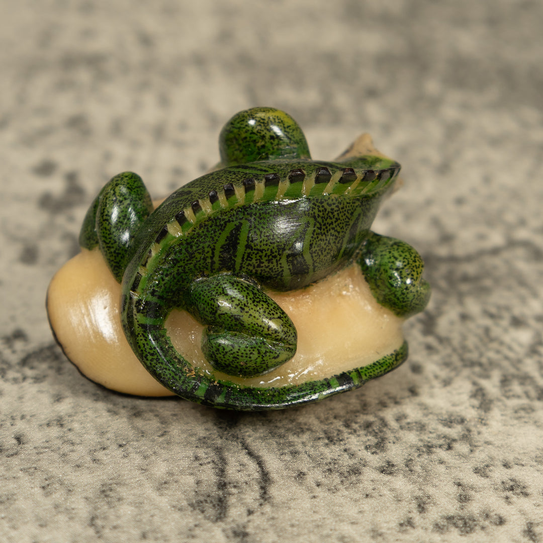 Green Iguana Lizard Tagua Carving