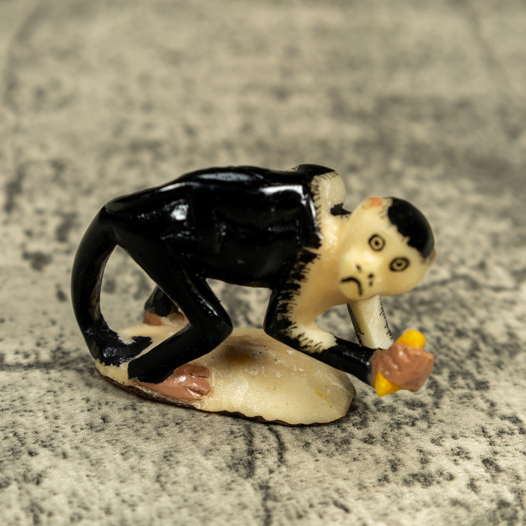 White Face Monkey With Infant Tagua Carving