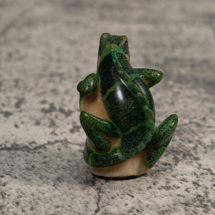 Green Iguana Lizard Tagua Carving