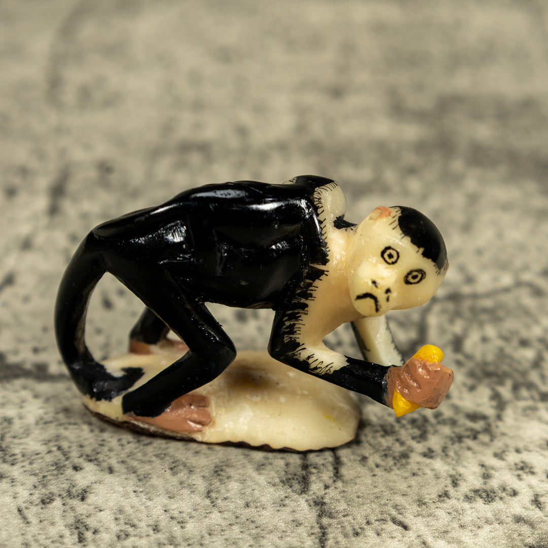 White Face Monkey With Infant Tagua Carving