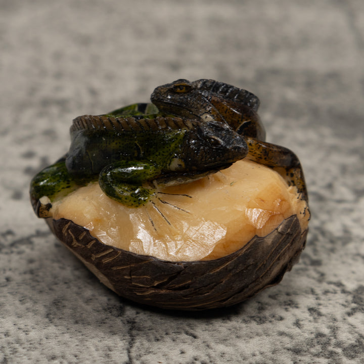 Double Iguana Tagua Carving