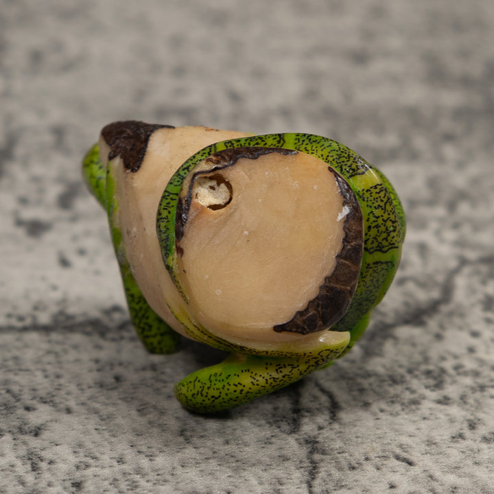 Vintage Iguana Lizard Reptile Tagua Carving