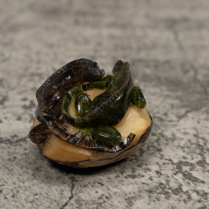 Double Iguana Tagua Carving