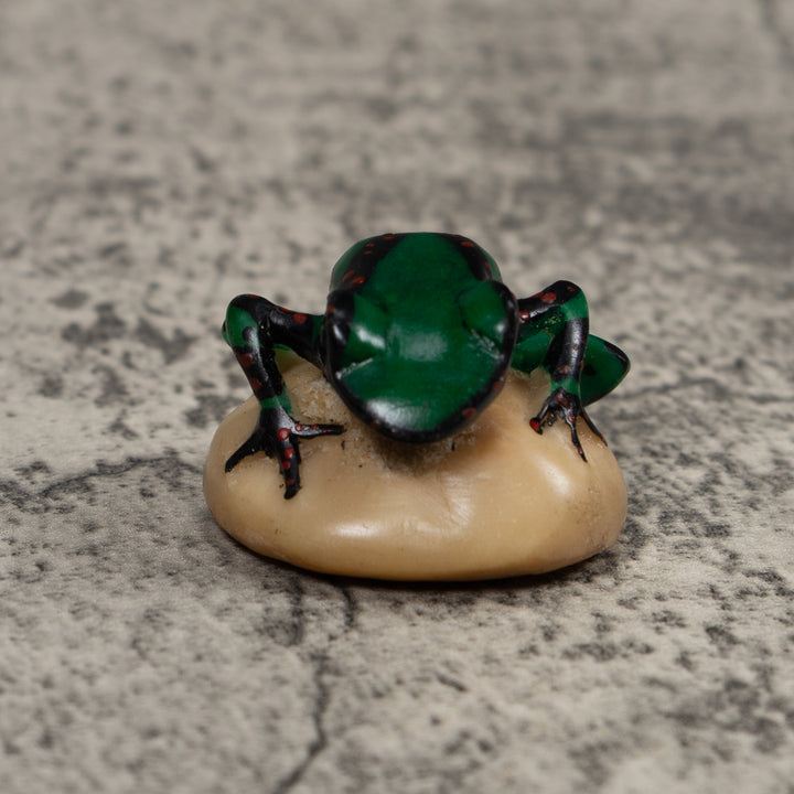 Vintage Dark Green Frog Tagua Carving