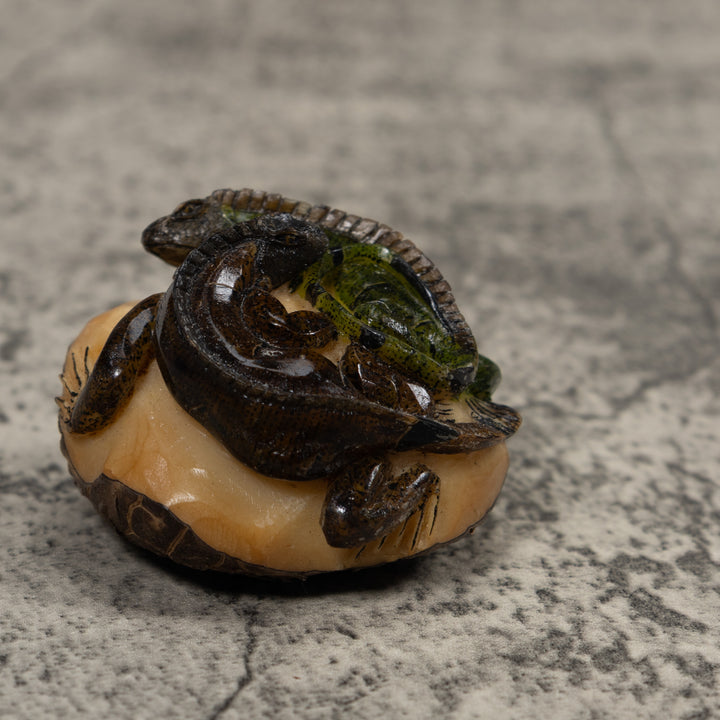 Double Iguana Tagua Carving