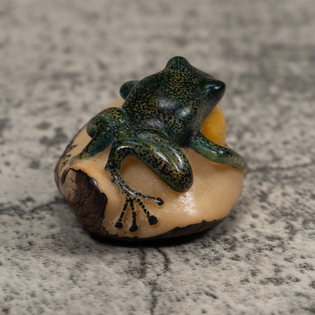 Vintage Green And Yellow Blowthroat Frog Tagua Carving