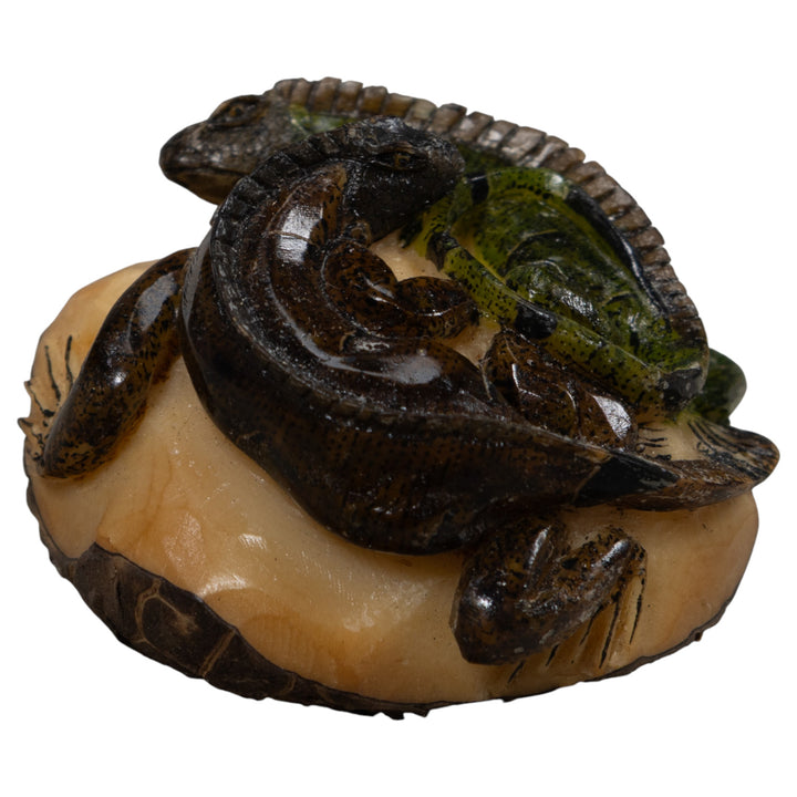 Double Iguana Tagua Carving