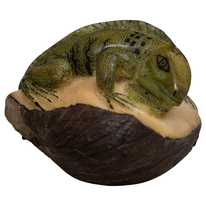Vintage Iguana Lizard Reptile Tagua Carving