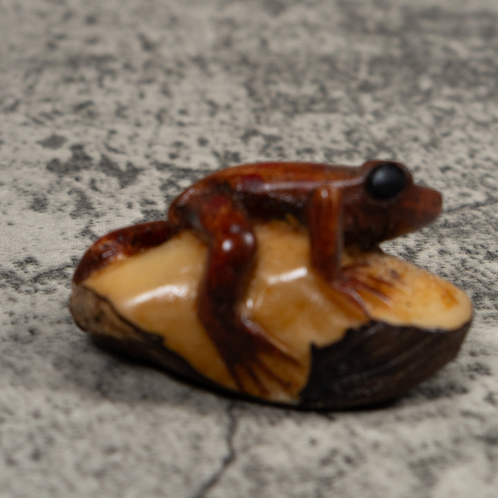 Vintage Brown Frog Tagua Carving