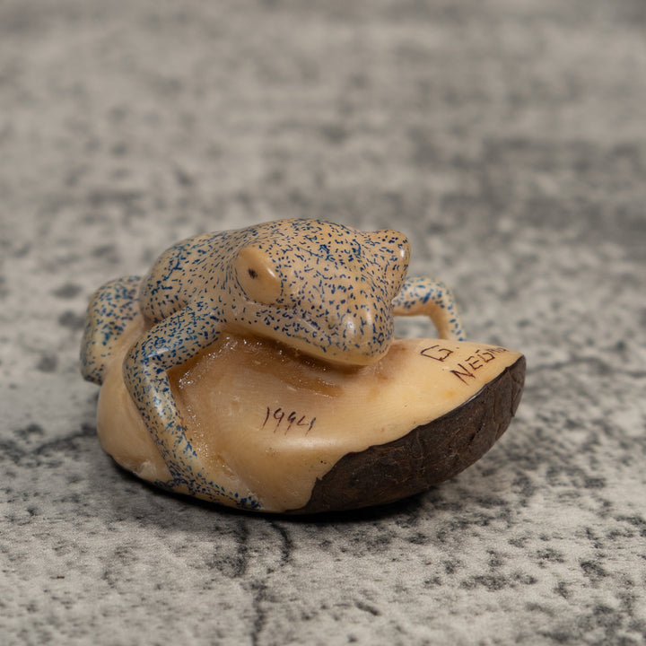Vintage White And Blue Poison Dart Frog Tagua Carving