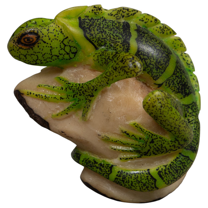 Vintage Iguana Lizard Reptile Tagua Carving