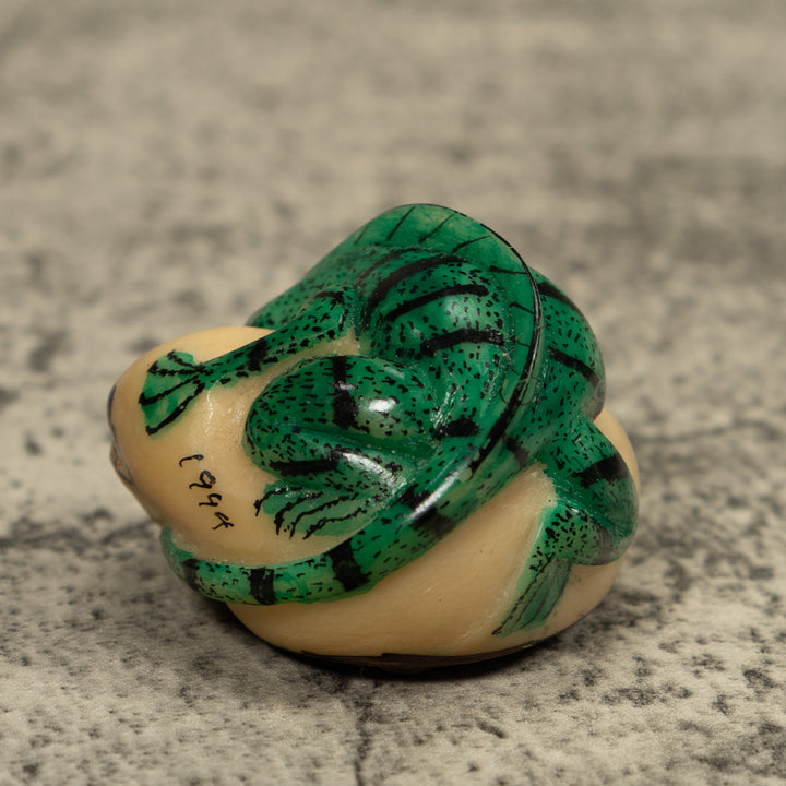 Vintage Iguana Lizard Reptile Tagua Carving