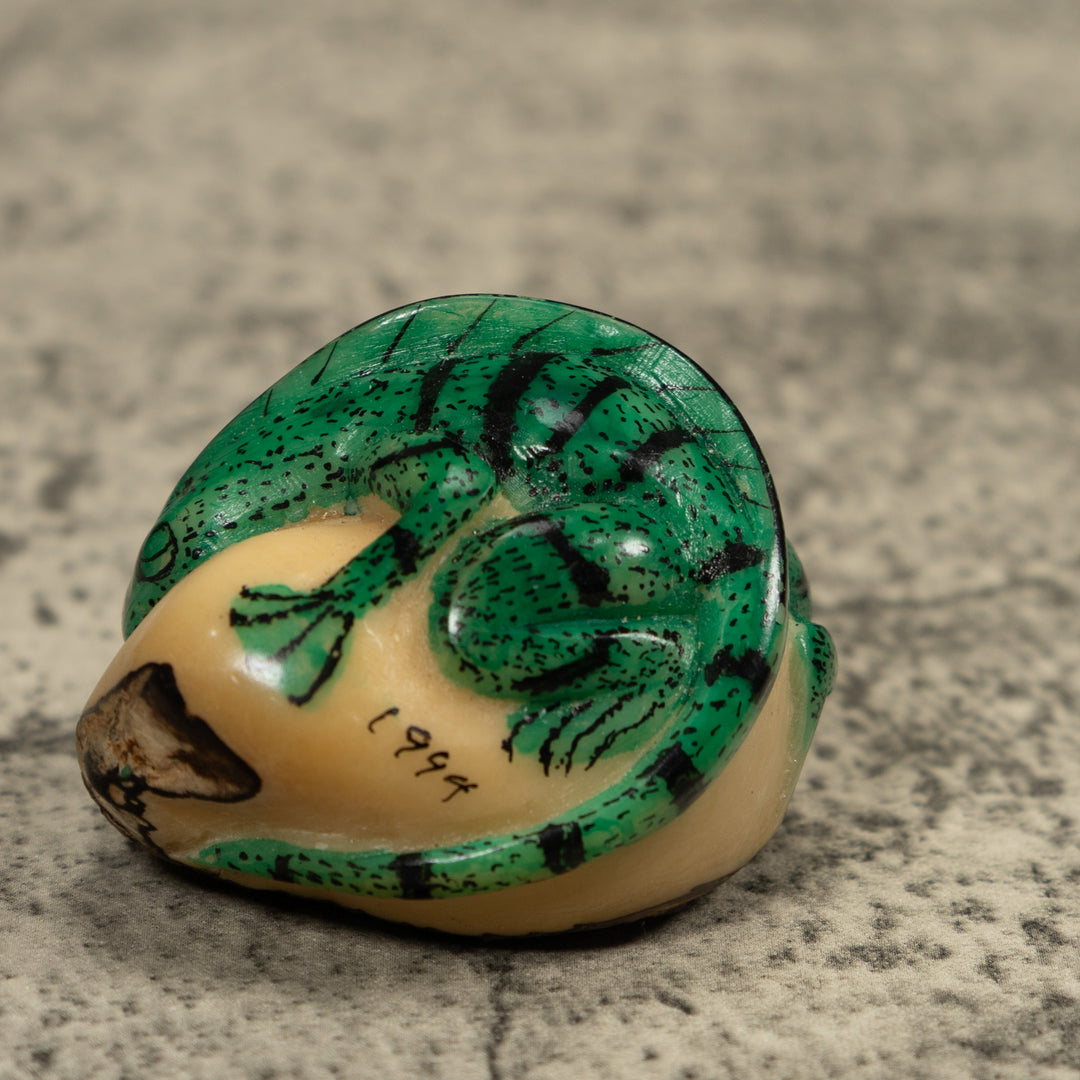 Vintage Iguana Lizard Reptile Tagua Carving