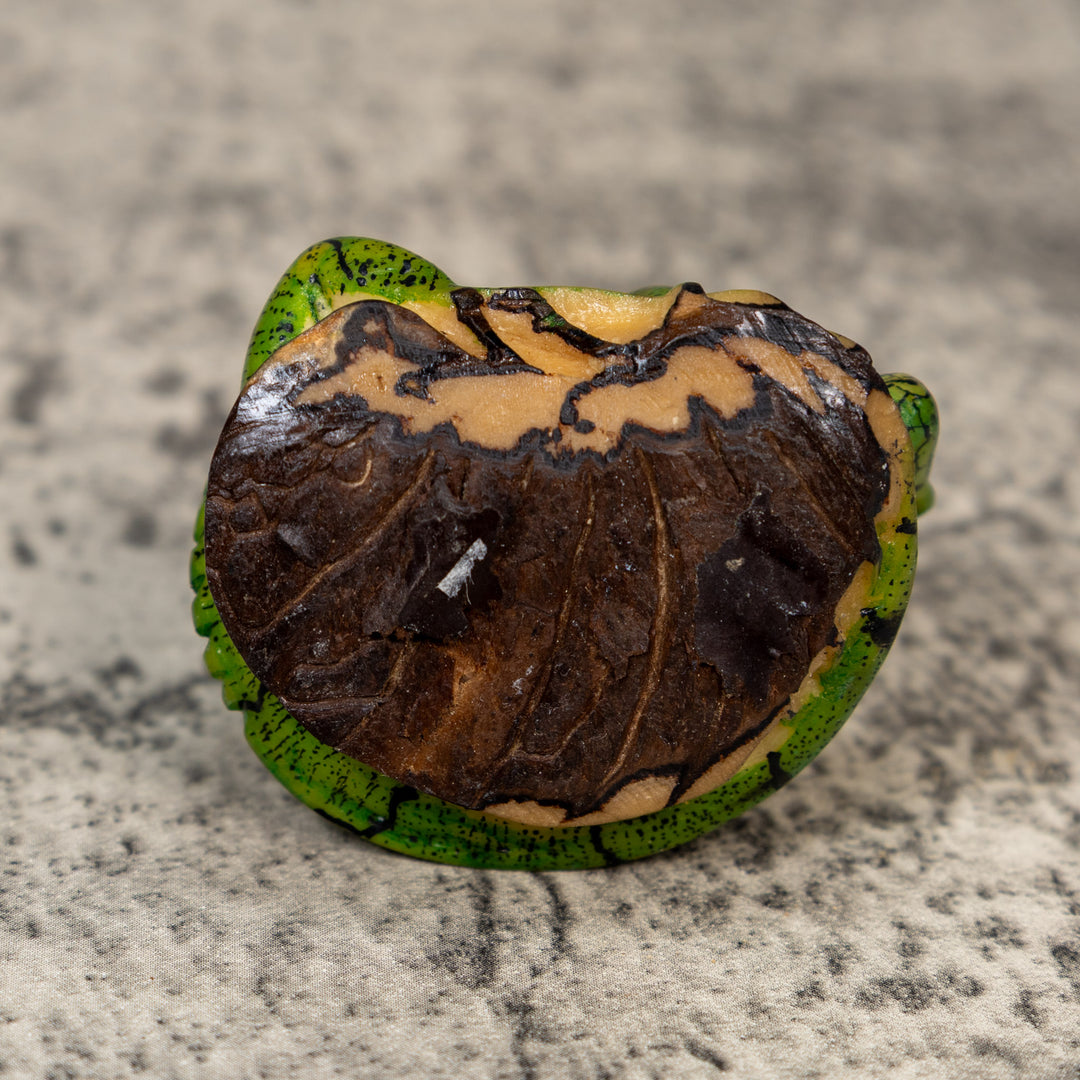 Vintage Green Iguana Lizard Tagua Carving