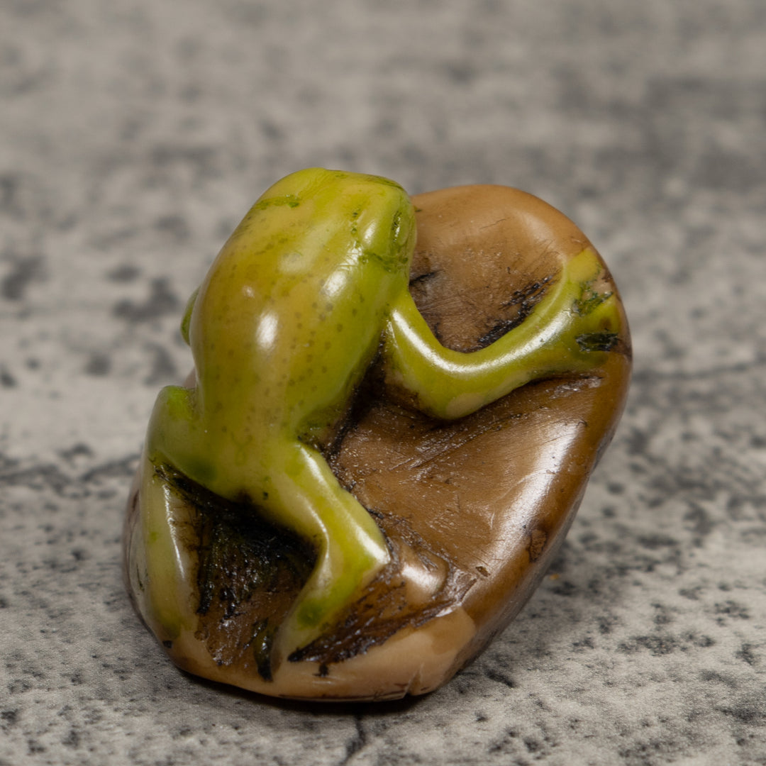 Vintage Green Frog Tagua Carving