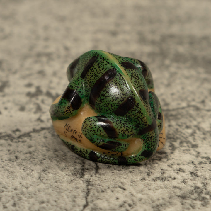 Vintage Iguana Lizard Reptile Tagua Carving