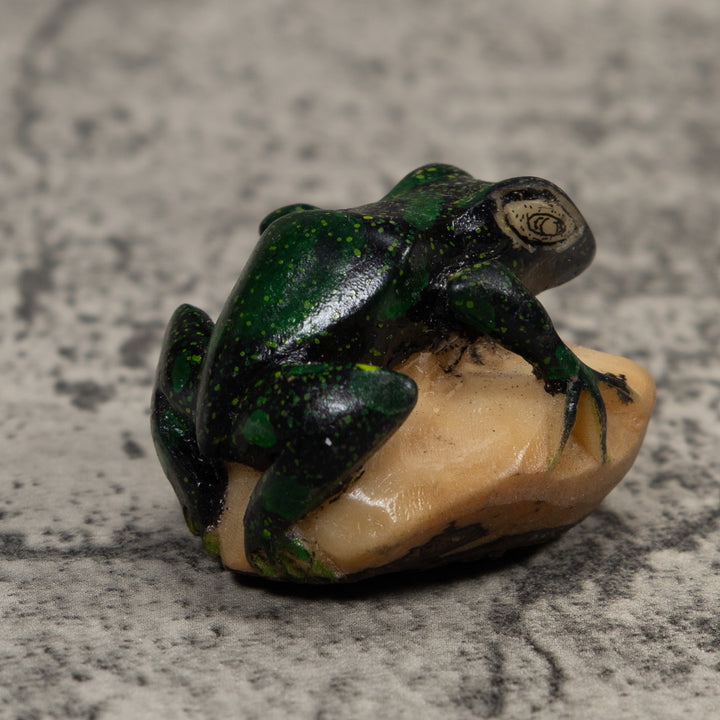 Vintage Dark Green Frog Tagua Carving