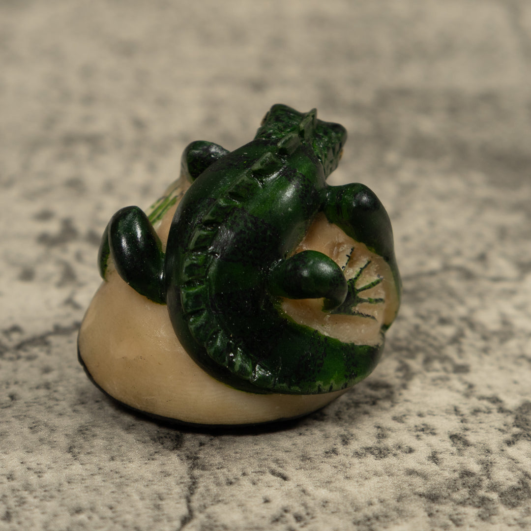 Vintage Iguana Lizard Reptile Tagua Carving