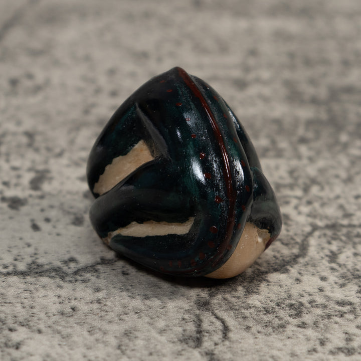 Vintage Blue Black Lizard Gecko Tagua Carving