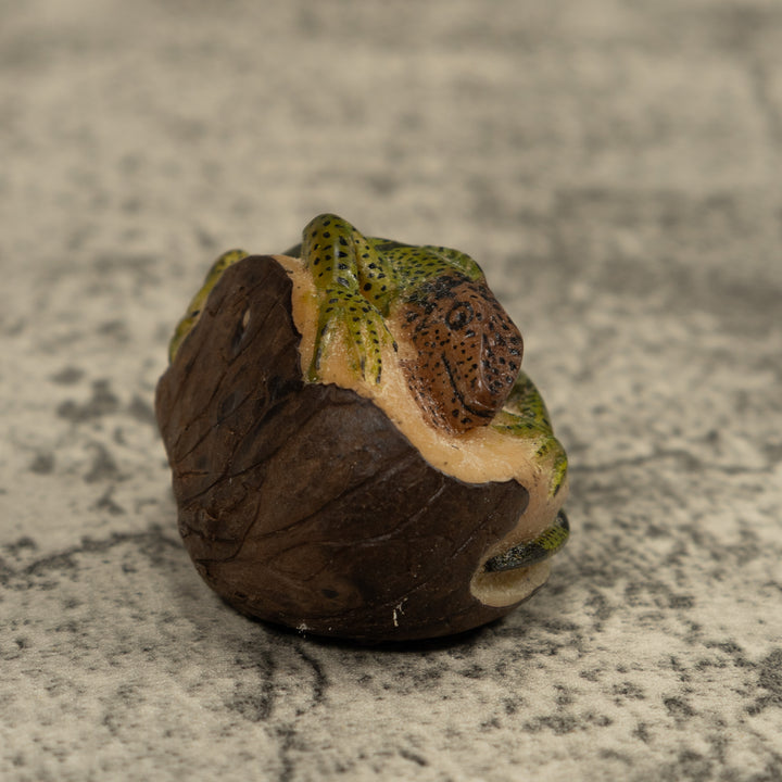 Vintage Iguana Lizard Reptile Tagua Carving