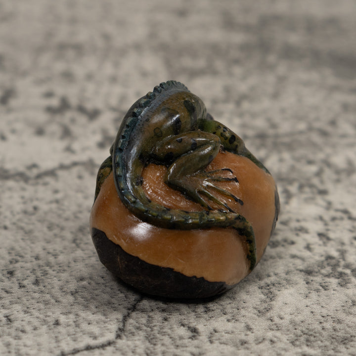 Vintage Iguana Lizard Reptile Tagua Carving