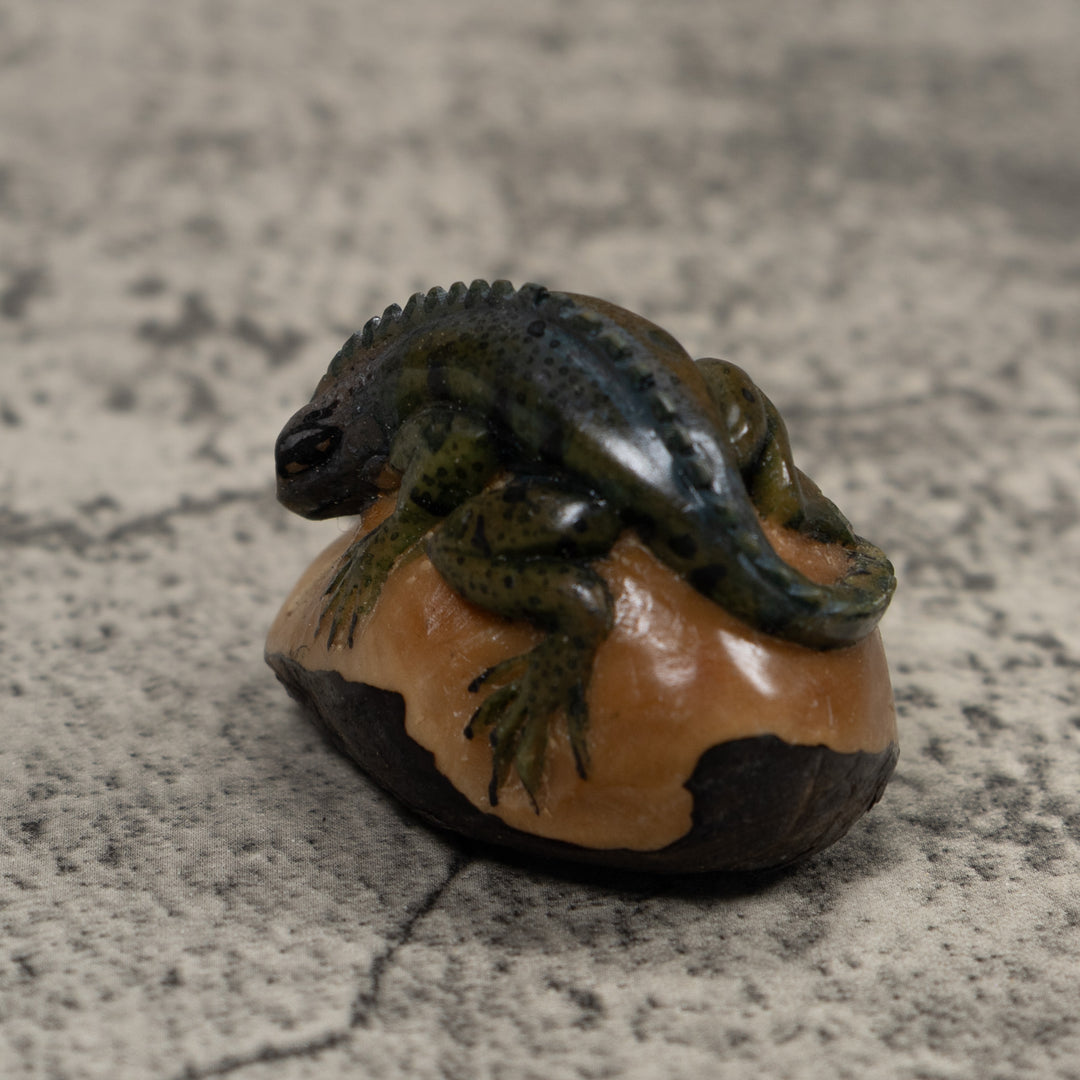 Vintage Iguana Lizard Reptile Tagua Carving