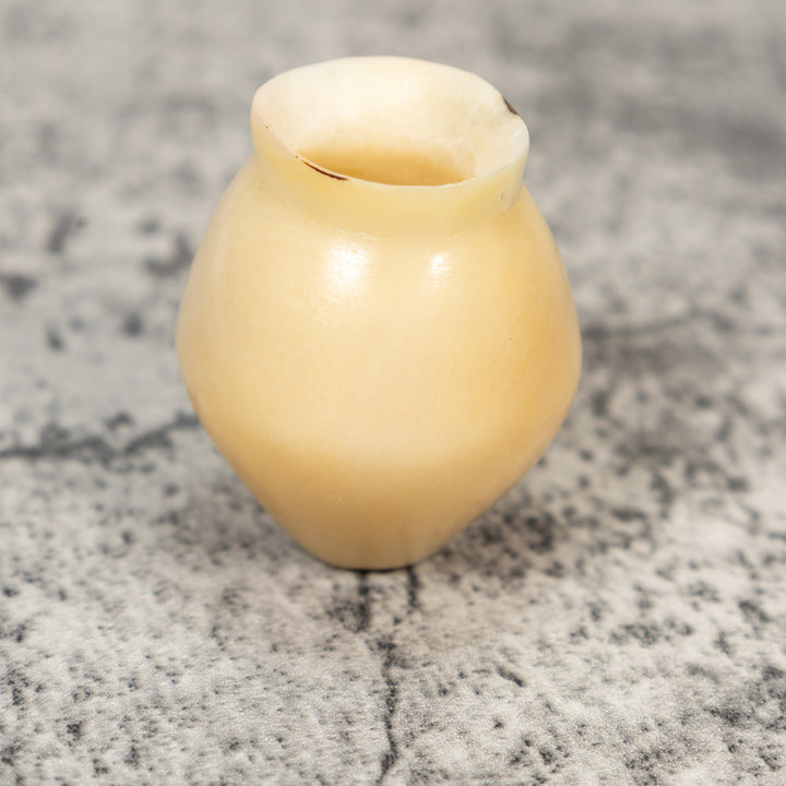 Simple White Vase Tagua Carving