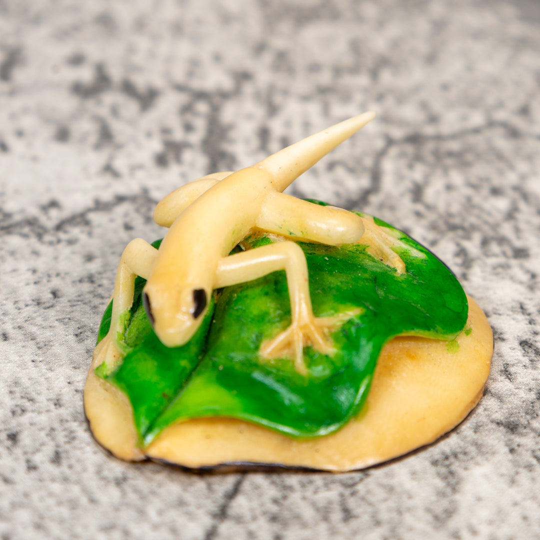 White And Green Gecko Lizard Tagua Carving