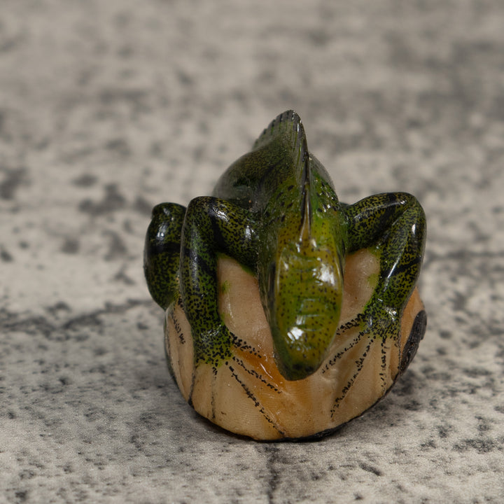 Vintage Green And Black Iguana Lizard Tagua Carving