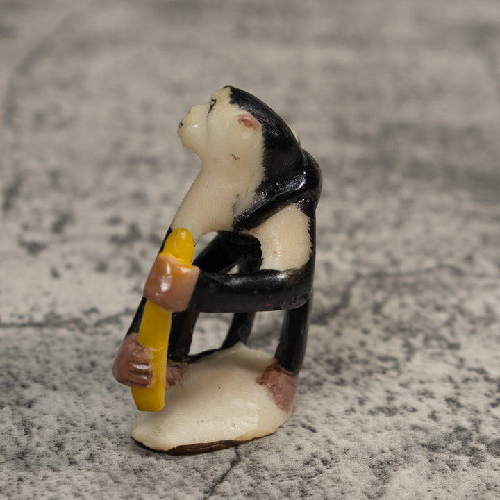White Face Monkey With Youngster Tagua Carving