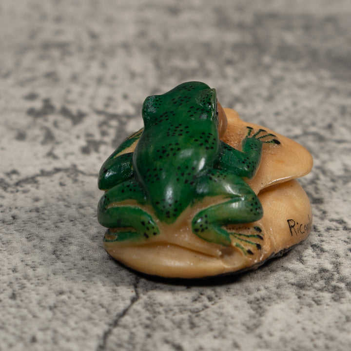 Green Blowthroat Poison Dart Frog Tagua Carving