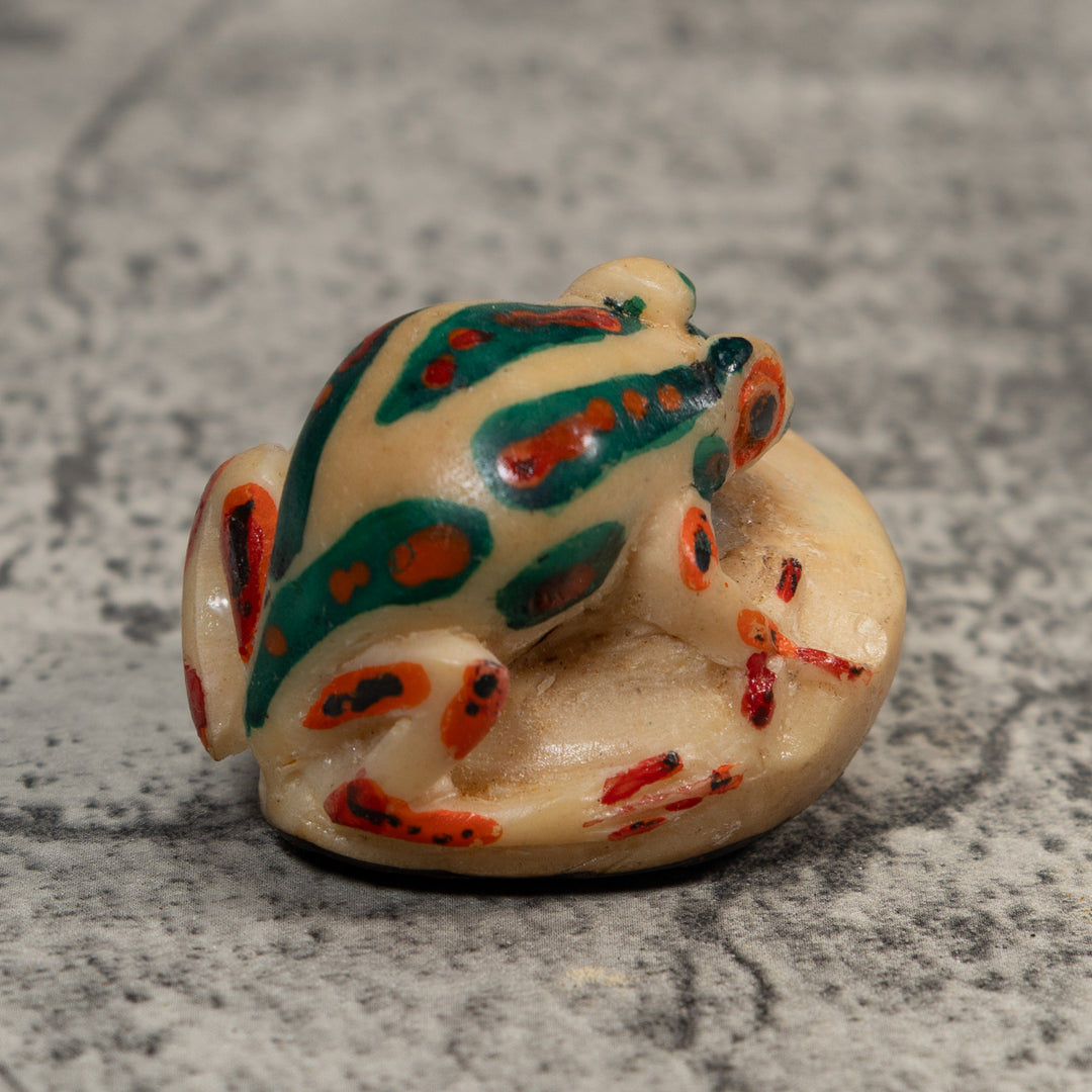 Red And Blue White Poison Dart Frog Tagua Carving