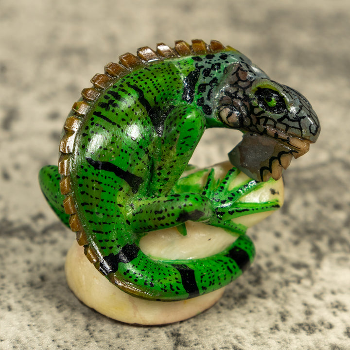Green Iguana Lizard On Pedestal Tagua Carving
