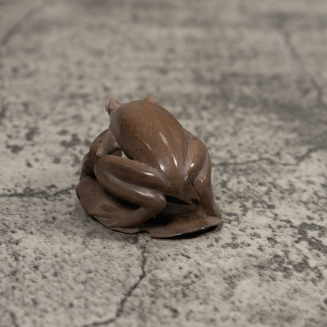 Vintage Dyed Grey Brown FrogTagua Carving