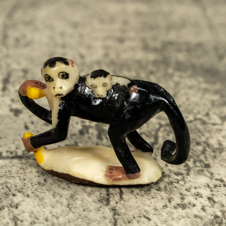 White Face Monkey With Infant Tagua Carving