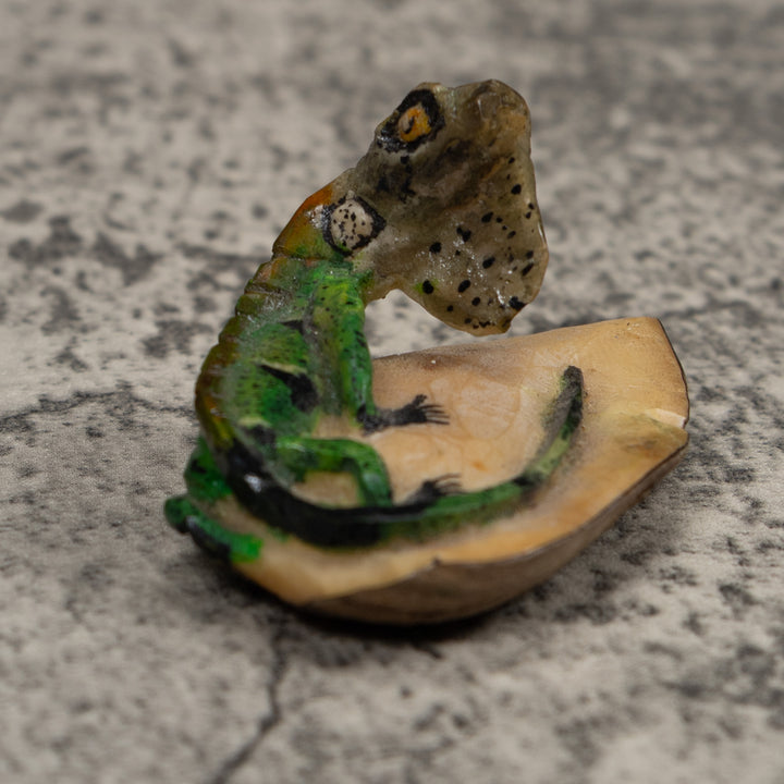Vintage Iguana Lizard Reptile Tagua Carving