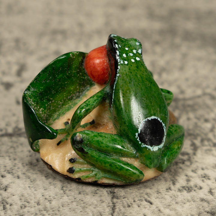 Blow Throat Green Poison Dart Frog Tagua Carving