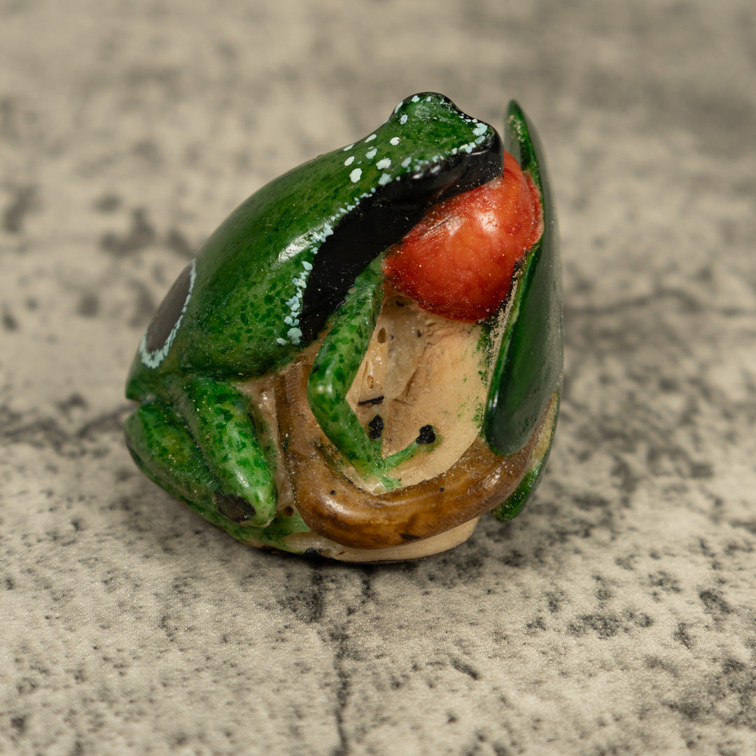 Blow Throat Green Poison Dart Frog Tagua Carving