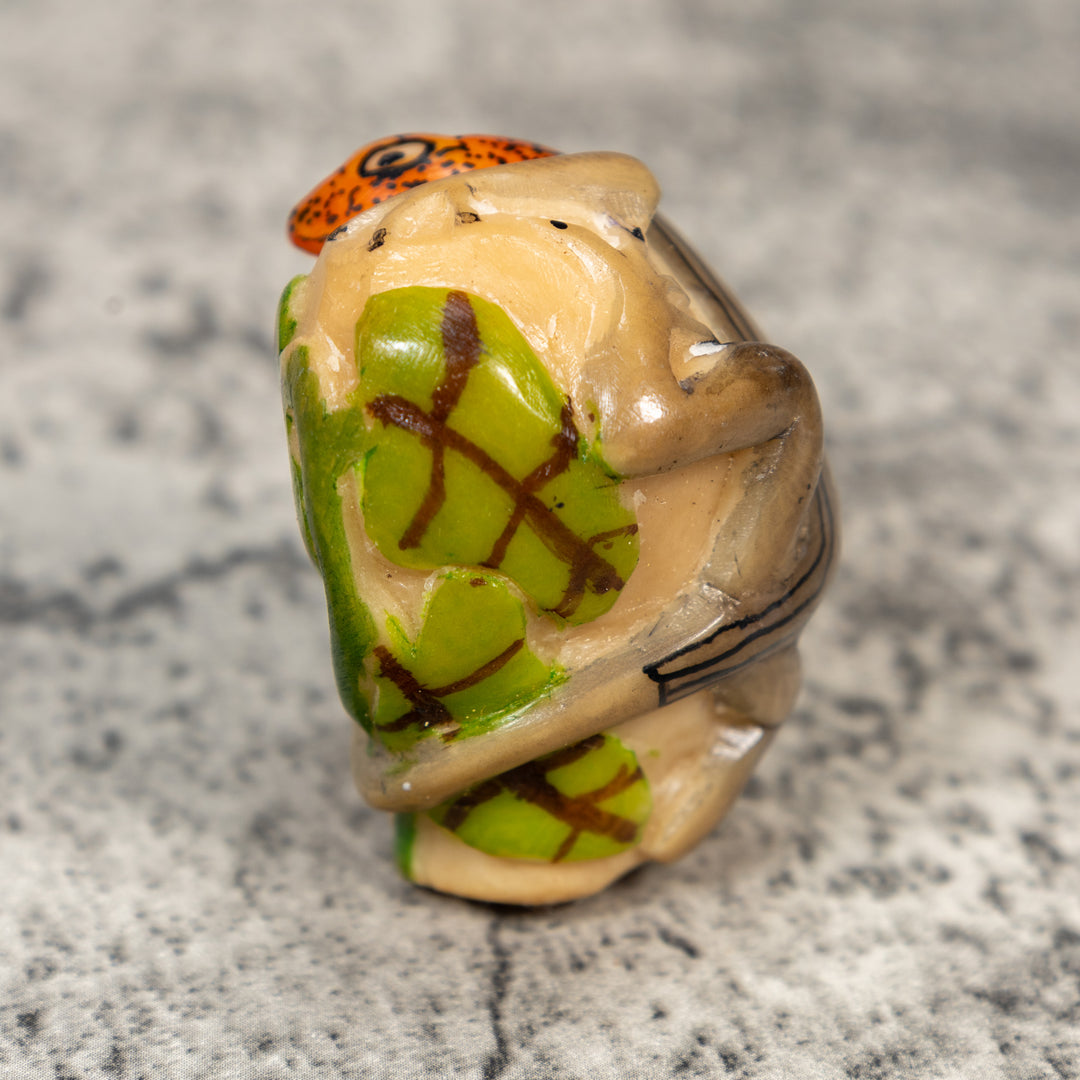 Redhead Gecko Lizard Tagua Carving